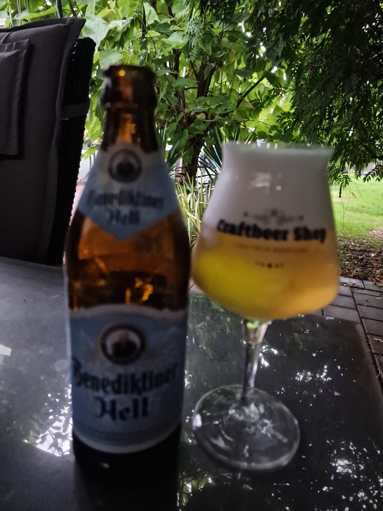 Benediktiner Hell